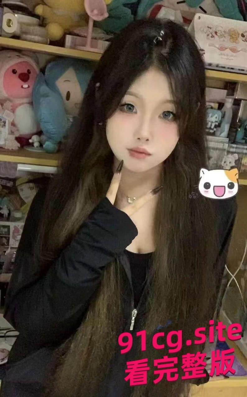 湖北大学梁玉莉被包养调教无套啪啪,反差对比值得一撸!-1