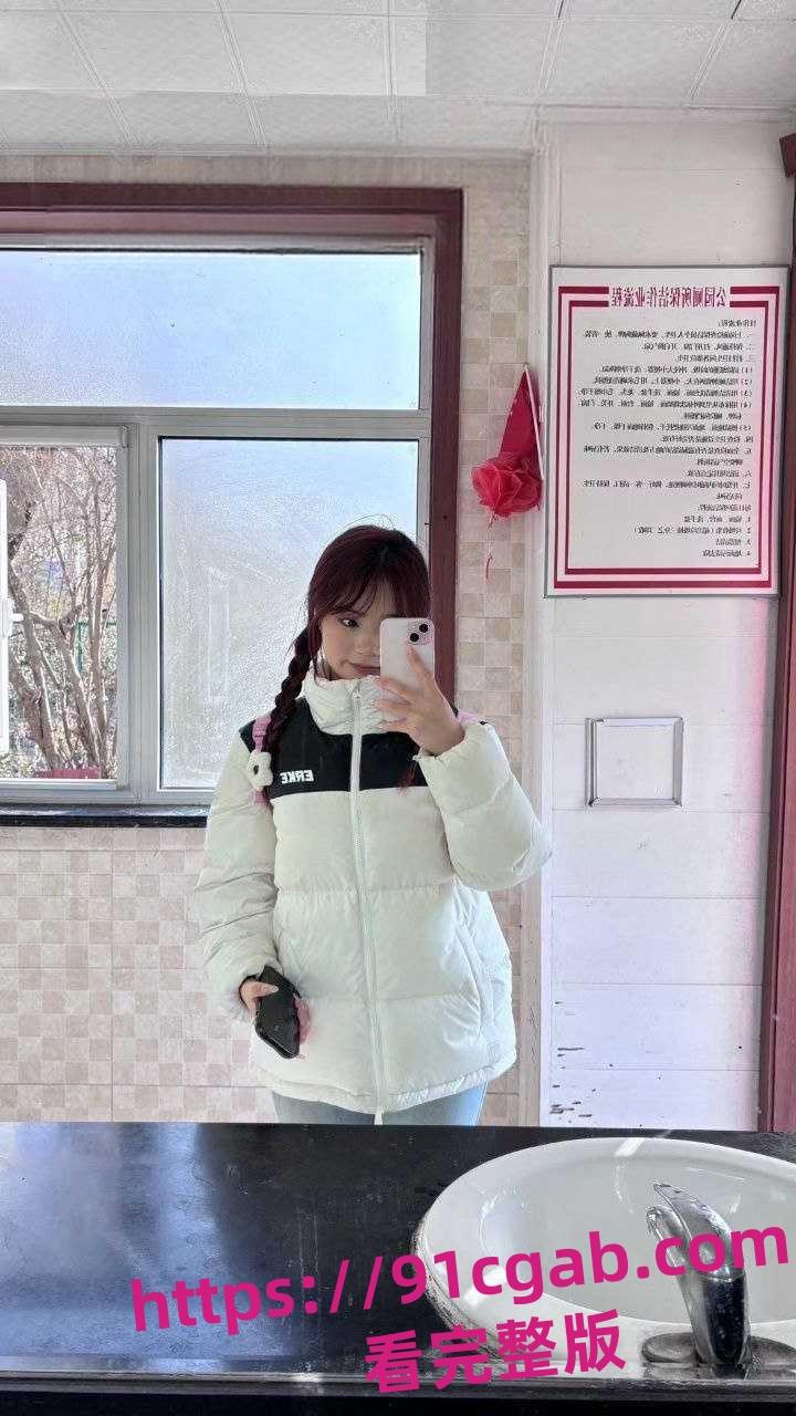 商丘学院朱雨佳大二背着男友卖给中年大叔 全露脸实锤！