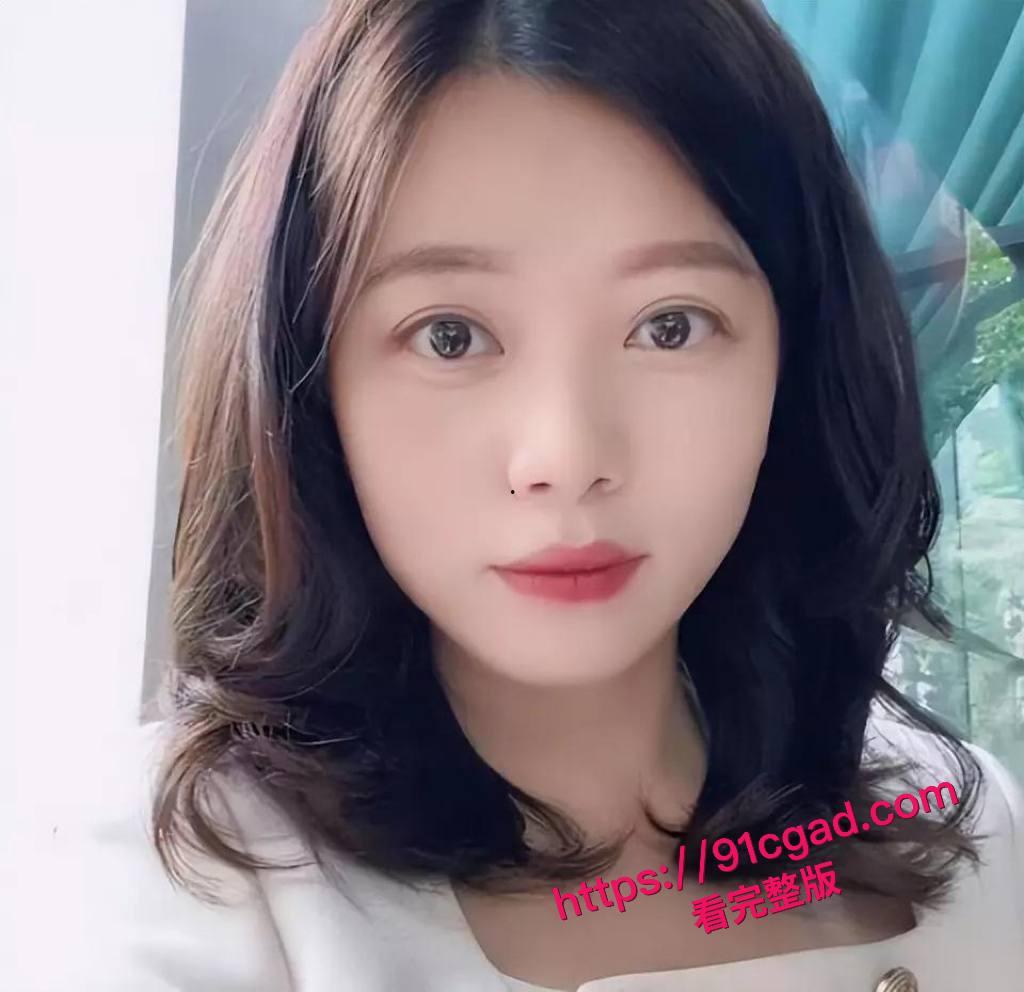 柳州工信部局长梁渊婚内出轨下属经理蓝澜聊天记录以及性爱视频被妻子曝光!-2