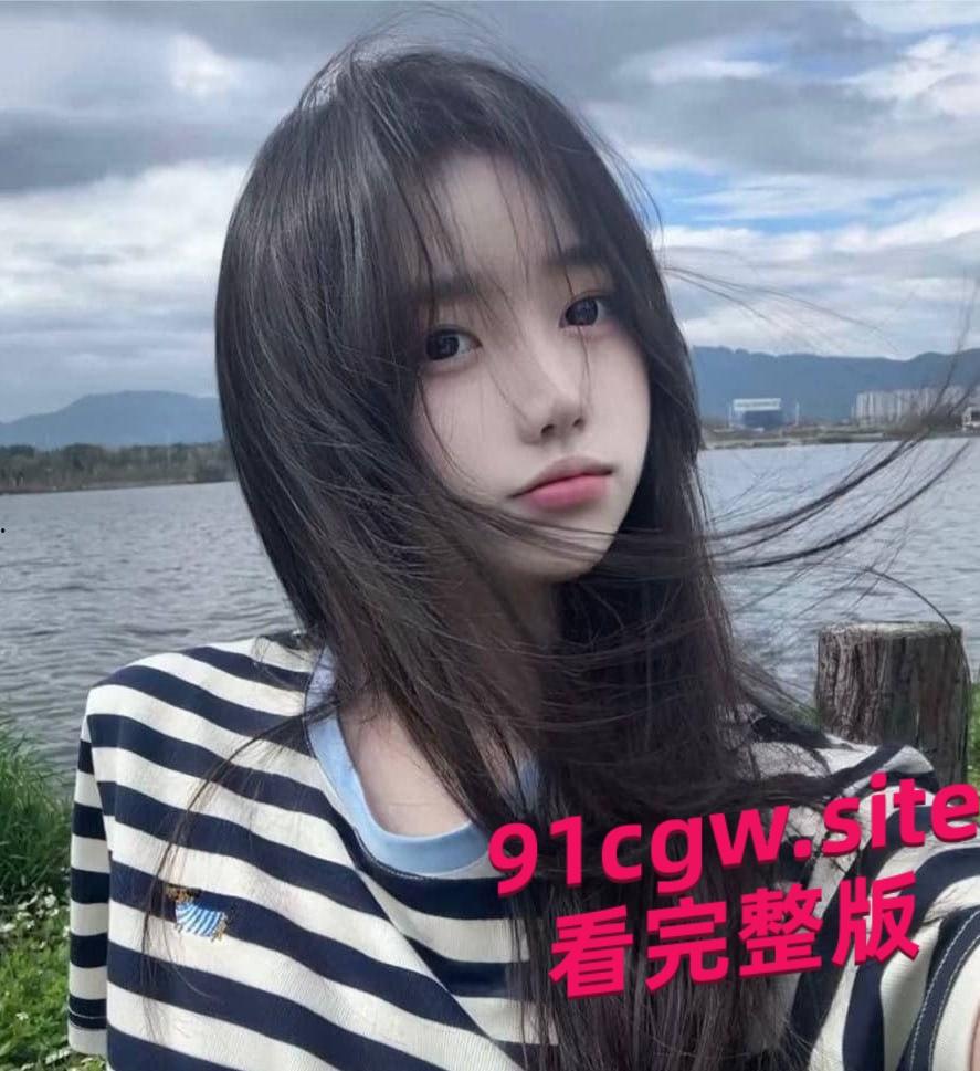 河北传媒学院极品校花杨依灵 三点粉嫩性感学妹 宿舍肆意玩弄小穴！-3