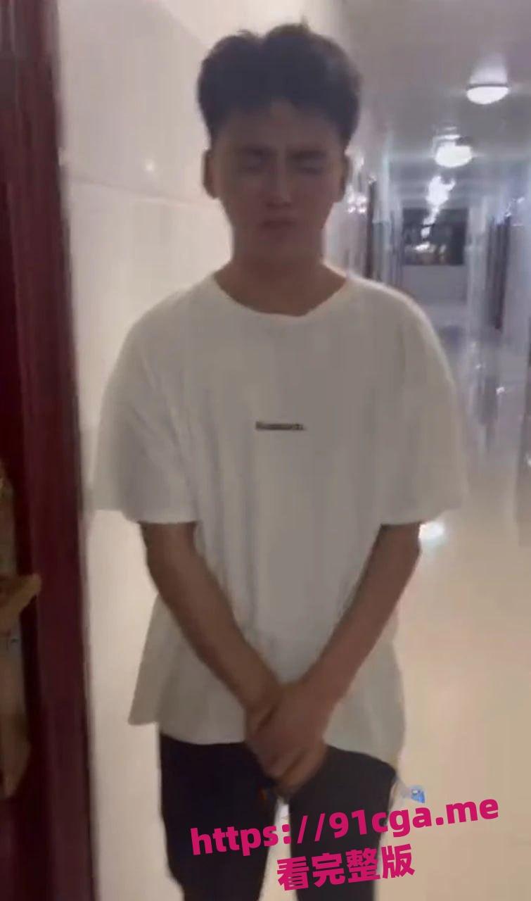 贵州民族大学变态男生偷女生内衣导管被抓!现场曝光,震惊吃瓜群众!-6