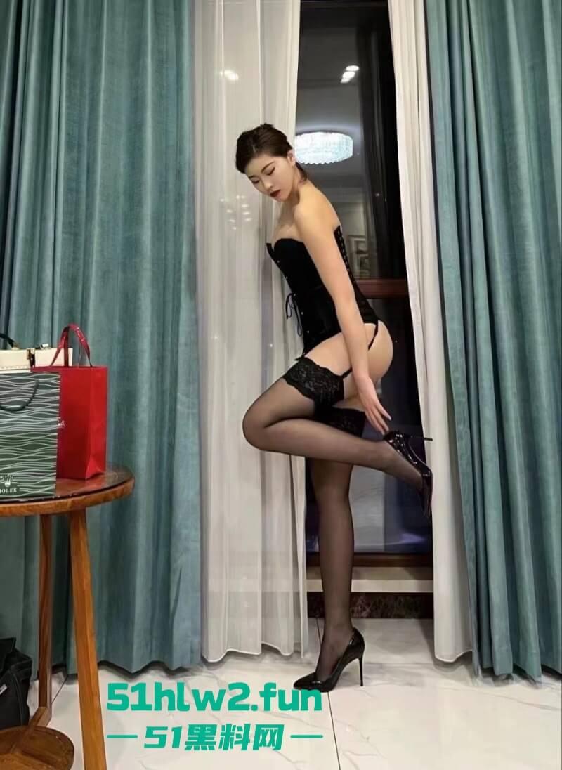 抖音【张露文】守护花蕾计划疯狂圈钱在线上做公益只为敛财！更有与抓哥塌房事件流出不雅视频！-7