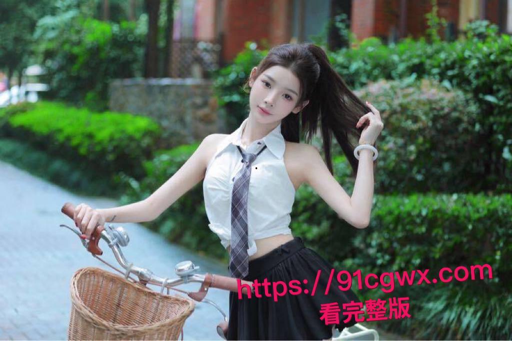 重庆人文科技学院校花周伊娜下海援交黑料大爆！破洞丝袜长腿高抬猛插嫩逼，口活技术牛逼舔鸡巴无数！-3