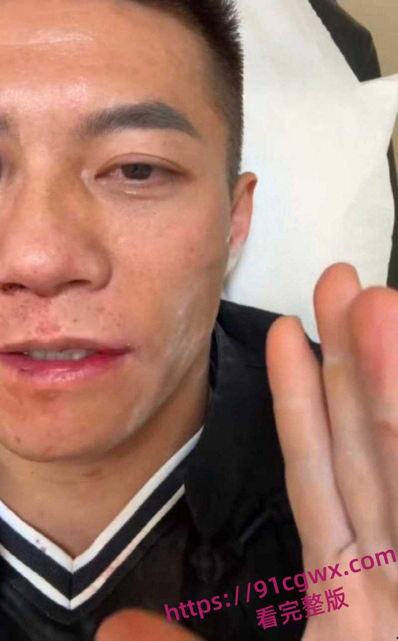 中国通背拳传人赵鸿刚参加UFC扇耳光大赛被对手KO引发全网热议!-9