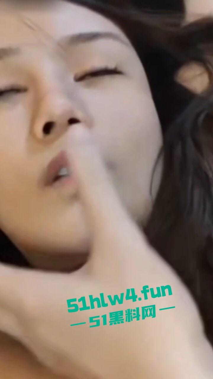 吴江平望银行行长【姚力】下药迷奸女员工送给客户玩3P,下药过猛导致女生ICU抢救。-1