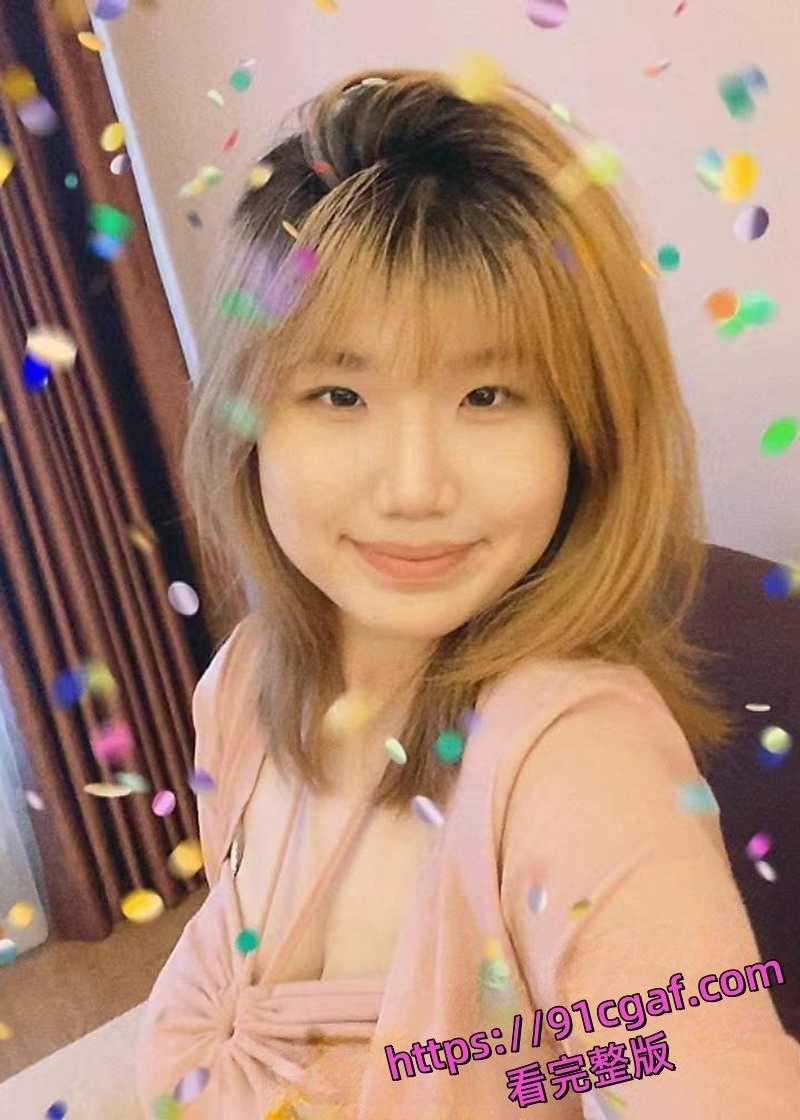 大连医科大学学霸张静文竟然是个隐藏母狗!出轨校园男友回家又勾搭已婚前男友-1