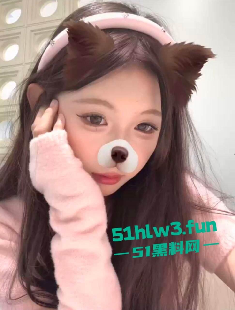 超性感大眼妹【刘亦欣】可爱颜值长腿反差婊,萝莉脸御姐身性感尤物修长美腿超诱人,做爱私拍被渣男流出。-5