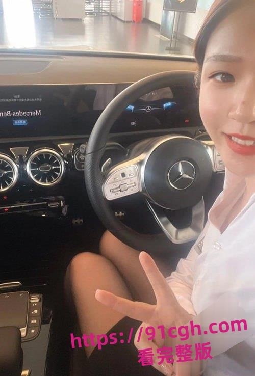 江苏苏州奔驰4S店女销售『李曦』为业绩献身！制服诱惑酒店激战客户视频流出-5