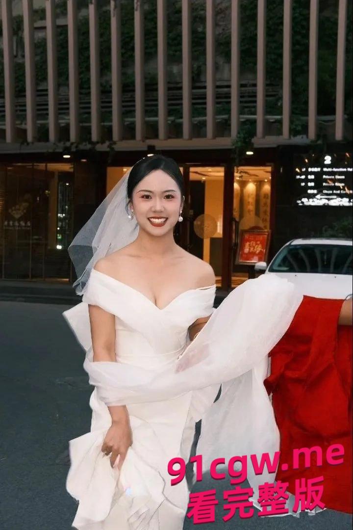 人妻母狗闫冰倩 被7个男人操过 经历过十几次3p！