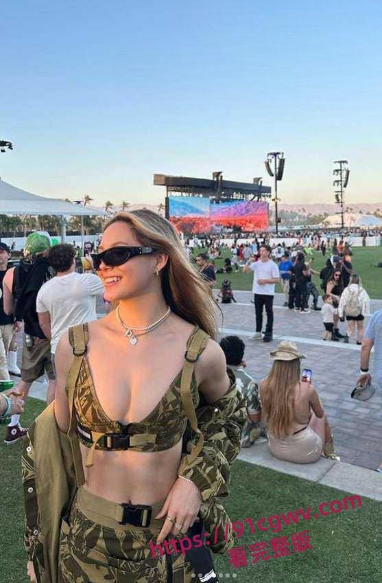 奥运滑雪冠军谷爱凌这么骚为啥没人说呢,曝光裸照图片和自慰视频-8