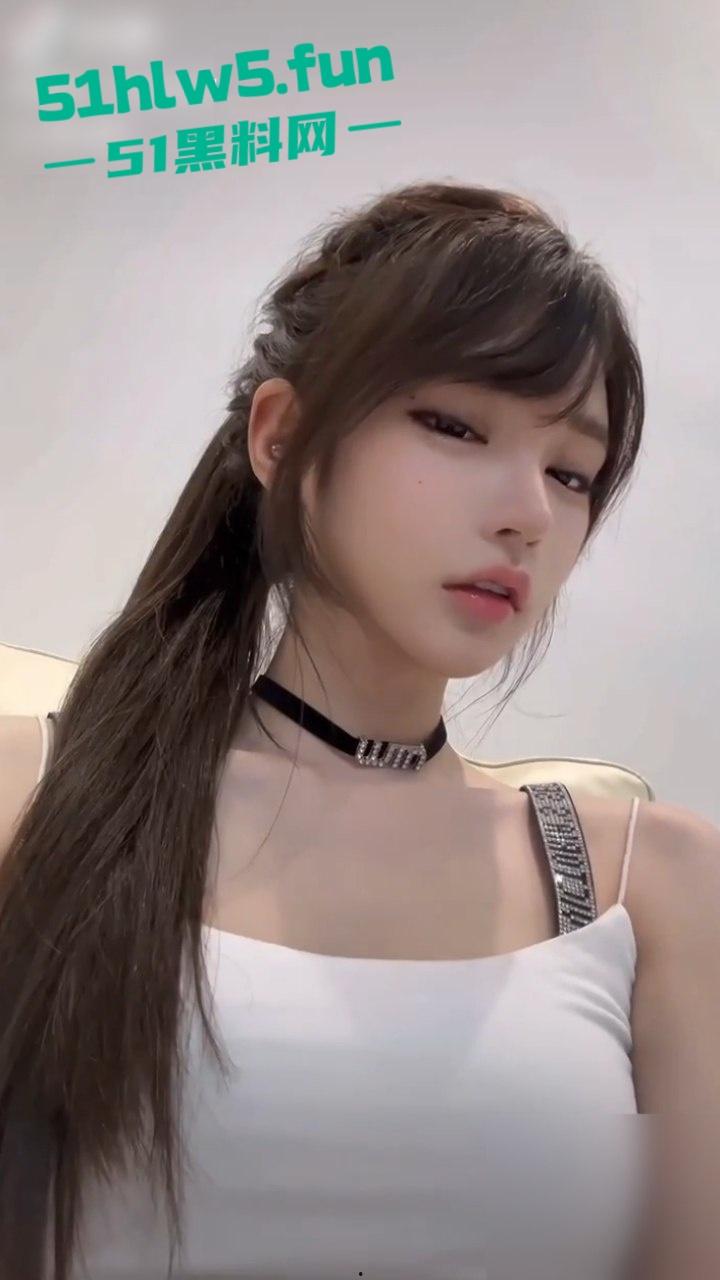 抖音百万网红【果子耶】 下海做外围当小三，不仅吸毒还满嘴谎话骗粉丝陪大哥，被原配起诉逃债到东南亚。-7