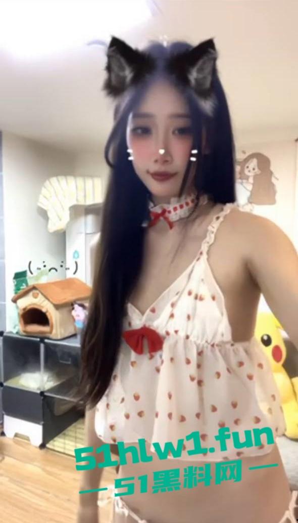 极品网红福利姬【swetty】精致颜值极品身材尤物，肌肤白皙长腿翘臀，穿各种美裙摆拍，全裸直播资源流出。-2