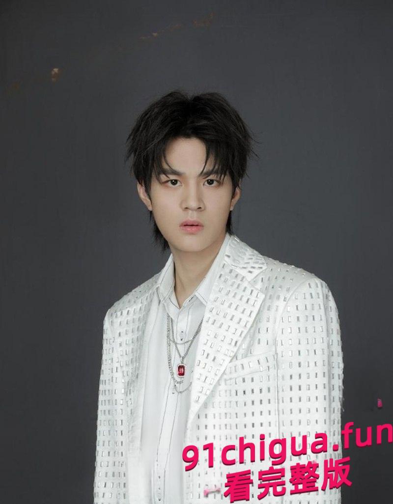 湖南男歌手石凯塌房引爆热搜！录音曝光，情感争议持续发酵-6