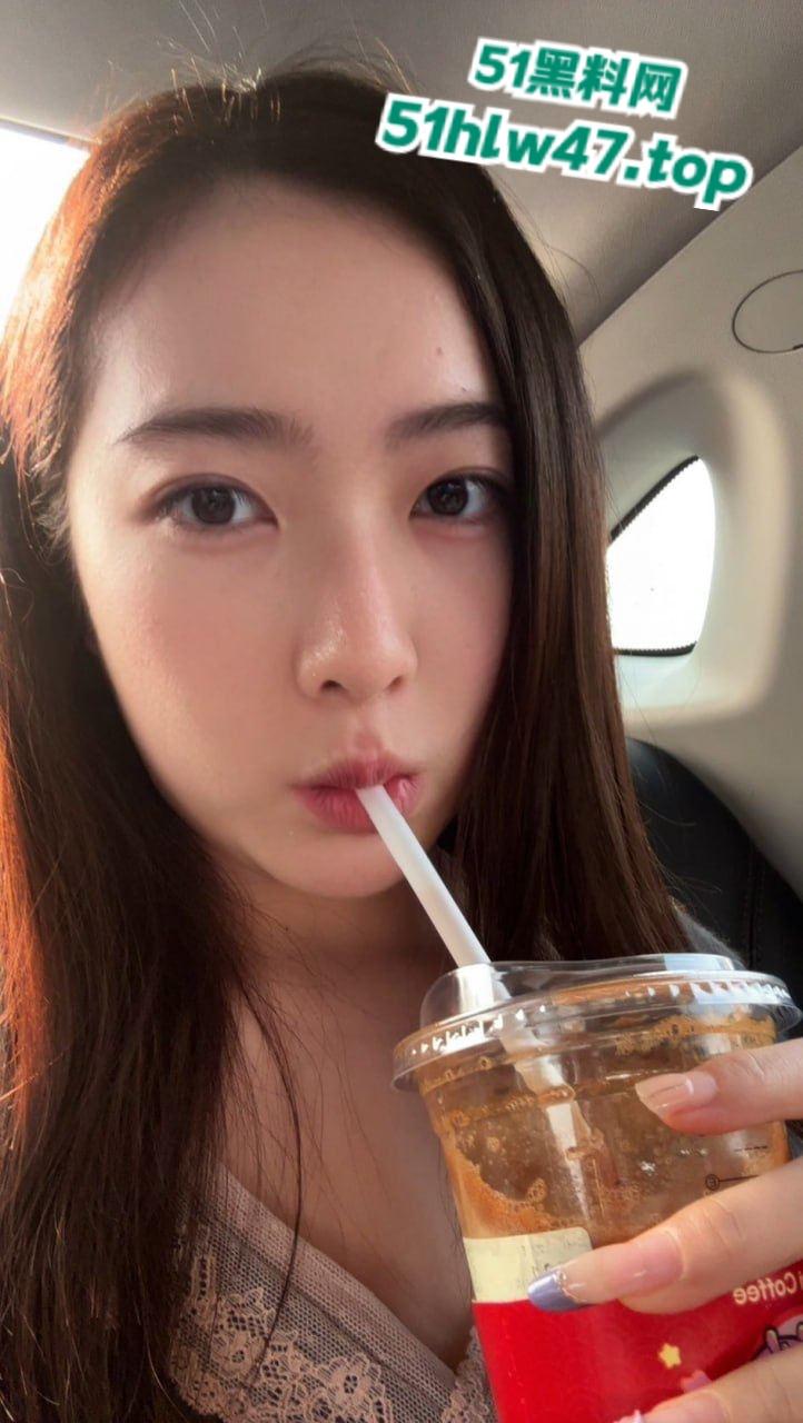 瓜友SOUL上撩骚，佛山顺德女律师【王美昕】御姐的性感母狗，身材一流极度反差就要内射。-10