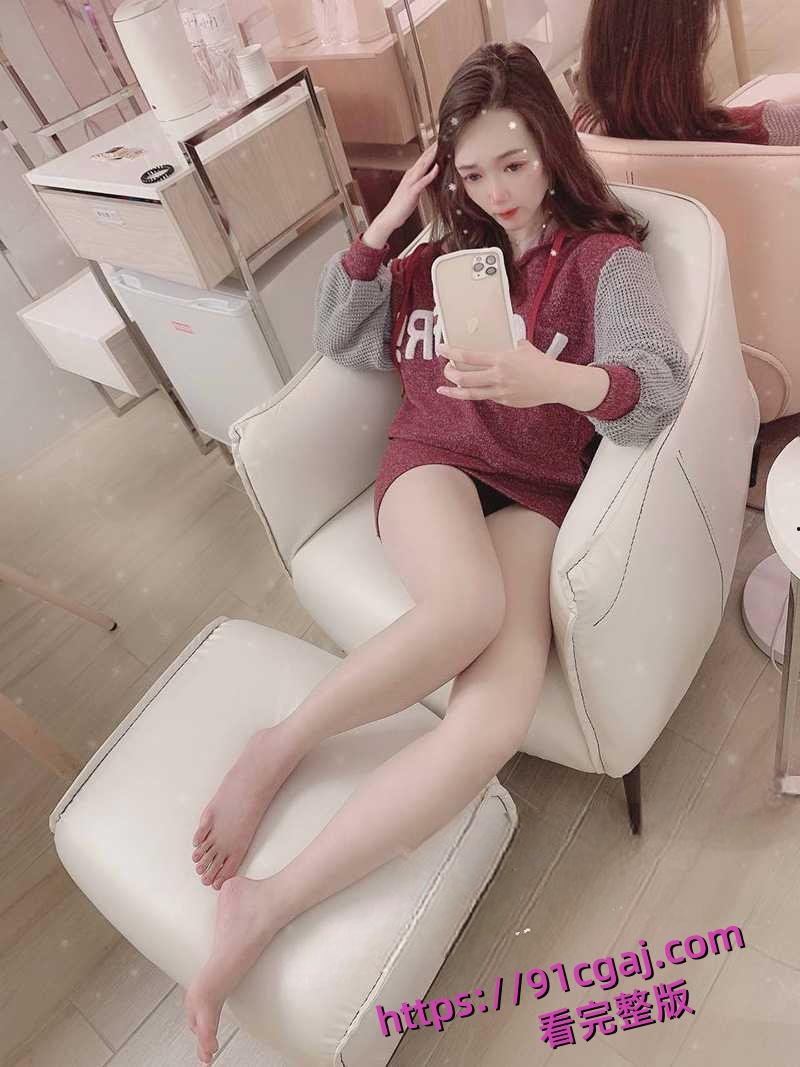 海南陵水县委副书记肖峰被实名举报长期霸占他人妻子 大尺度聊天记录与不雅视频曝光！-3