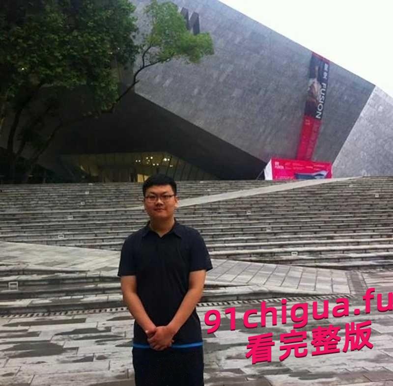 劲爆大瓜!PPT实锤段磊劈腿多女 武汉高校丑闻曝光。 #段磊劈腿 #渣男 #师德整顿风暴-3