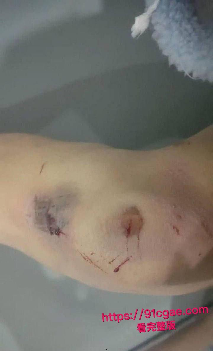 杭州小网红橙子姐姐遇顶级电炸高手龙哥 甘愿千里送逼 竟失陷于柬埔寨园区 被各种凌辱强奸做爱视频独家曝光!-21