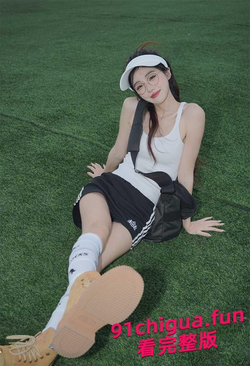 贵州一中情侣迷奸事件！女友将闺蜜灌醉后送给男友操逼！迷奸女友闺蜜！闺蜜逼都被干出血了！#奇葩女友 #社会险恶 #交友需谨慎-3