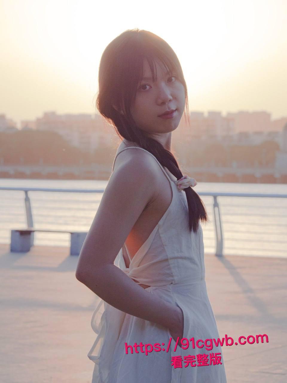 中国美术学院清纯学妹苏雨桐不雅视频流出:在男友调教下变身骚货,黑丝足交口爆后入狂干嫩穴高潮喷汁-7