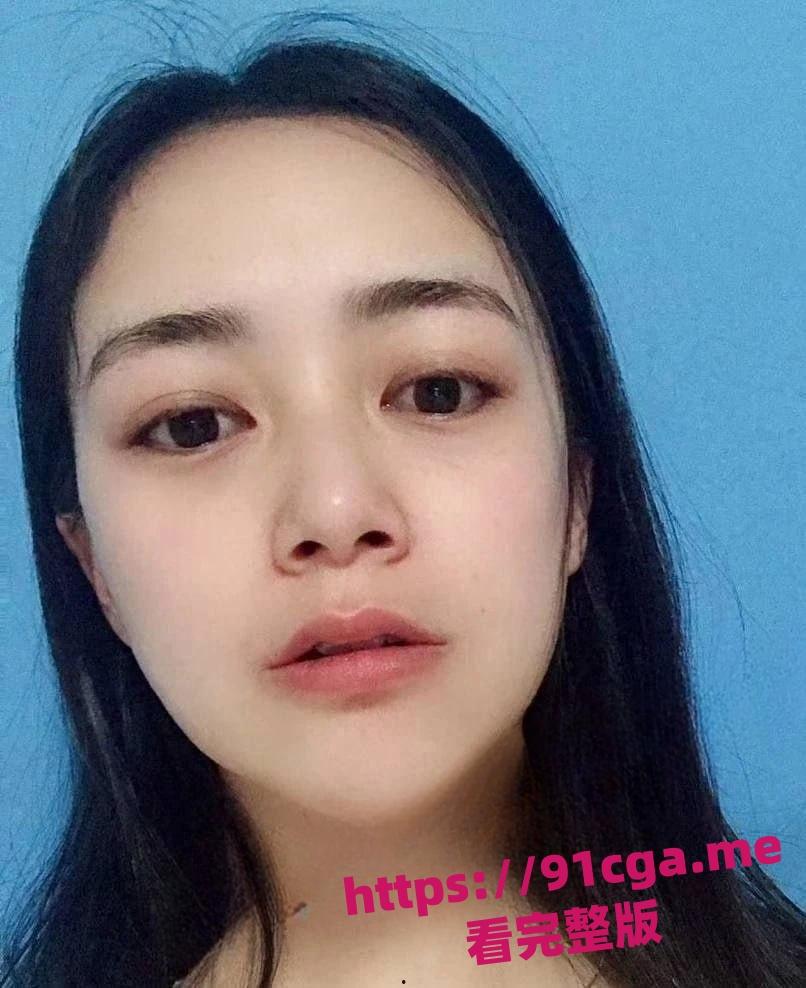 重庆财大新疆学妹夏兹热丽 高颜值尤物破处视频泄密