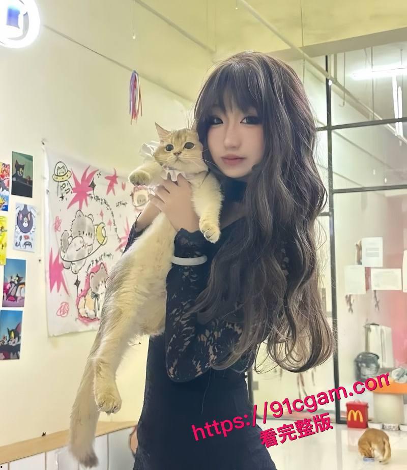 辽宁商贸职业学院精神小妹 抠逼自慰叫声充满整个房间 假鸡吧塞满阴道潮喷！ #潮吹 #自慰 #白虎肉鲍 #精神小妹-3