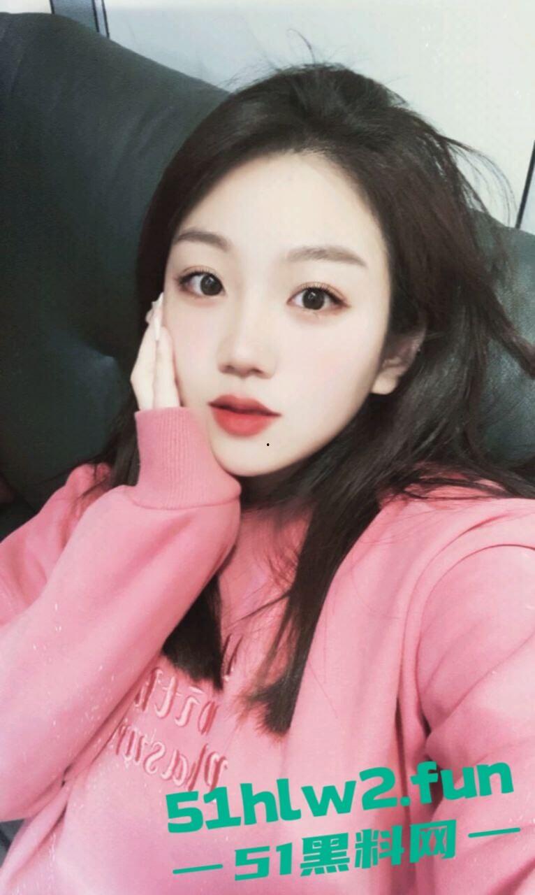 情人节调教小母狗，安徽女大学生【苏雪琳】异地恋男友无法满足骚逼，只能网调抠逼摸奶自我解压！-3