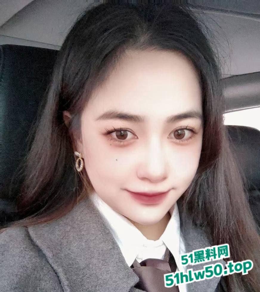 校花级别，重庆财大新疆母狗【夏兹热丽】第一次刚破处就被拍下口吞脸射！-6