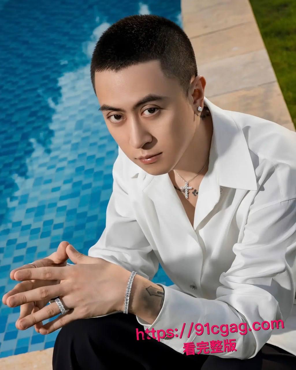 惊天大瓜！网红韦雪整容改命，设局秦奋索 9 亿分手费，如今遭前夫现任联手背刺