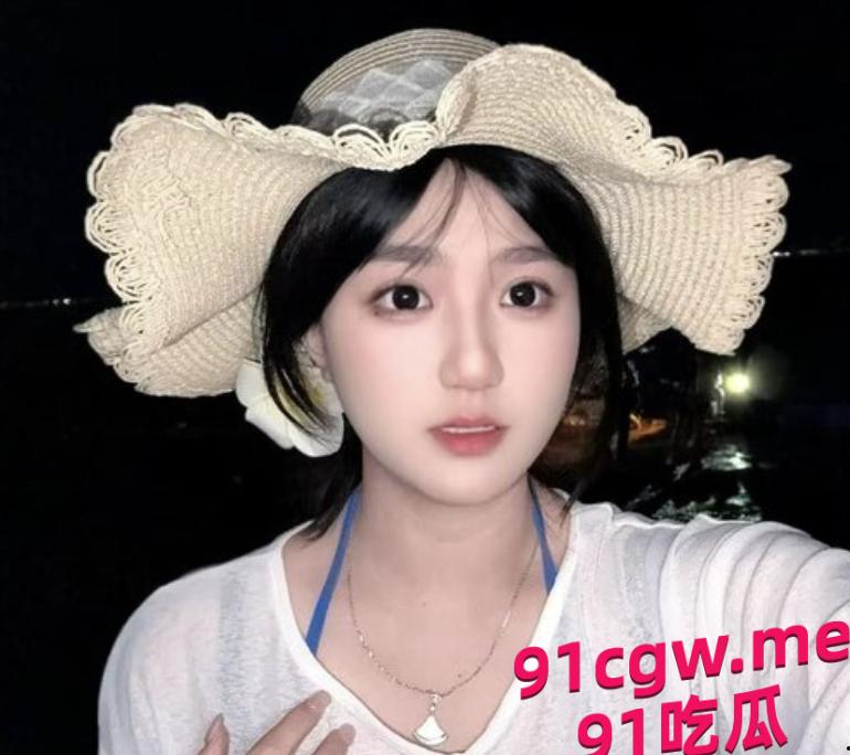 江门一中高三课堂情侣“摸奶大冒险”视频疯传，火爆全网！