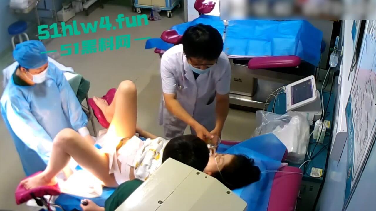 妇产医院生孩子现场，孕妇分娩手术室监控被黑客大神攻破，看完生孩子逼才是真的牛逼！