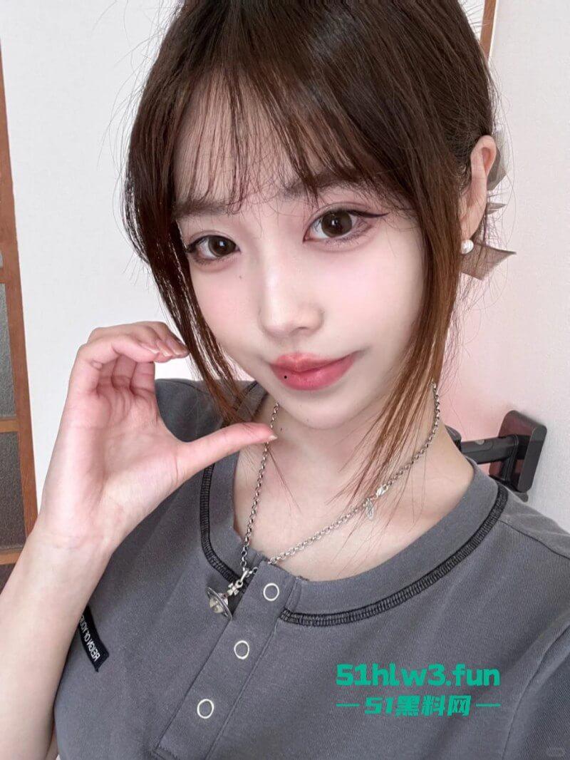 留日学生妹【刘安昕】外网公开卖身陪睡母狗属性被扒，怕父母生气假意报警装乖女。-7