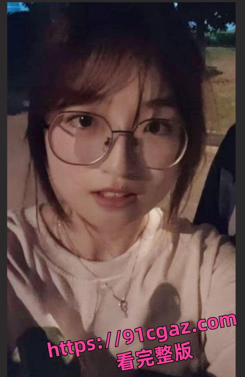 柳州职业技术学院学妹 韦闫妮 在校期间私生活混乱！多次与学长在外通宵开房