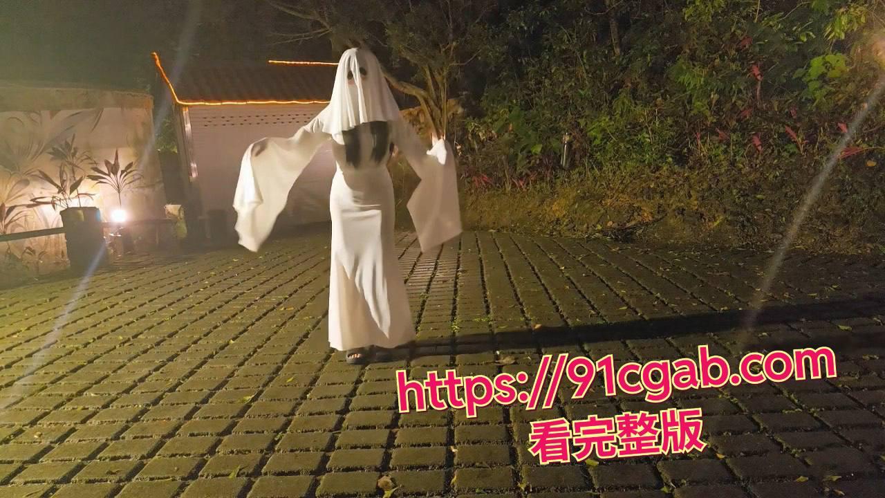 揭秘福利姬 慕慕Momo 淫拍真实幕后！原来当福利姬写真摄影师这么爽！