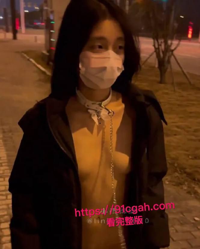 极品反差素人小母狗 小雨绵绵 被金主爸爸户外调教自慰视频曝光