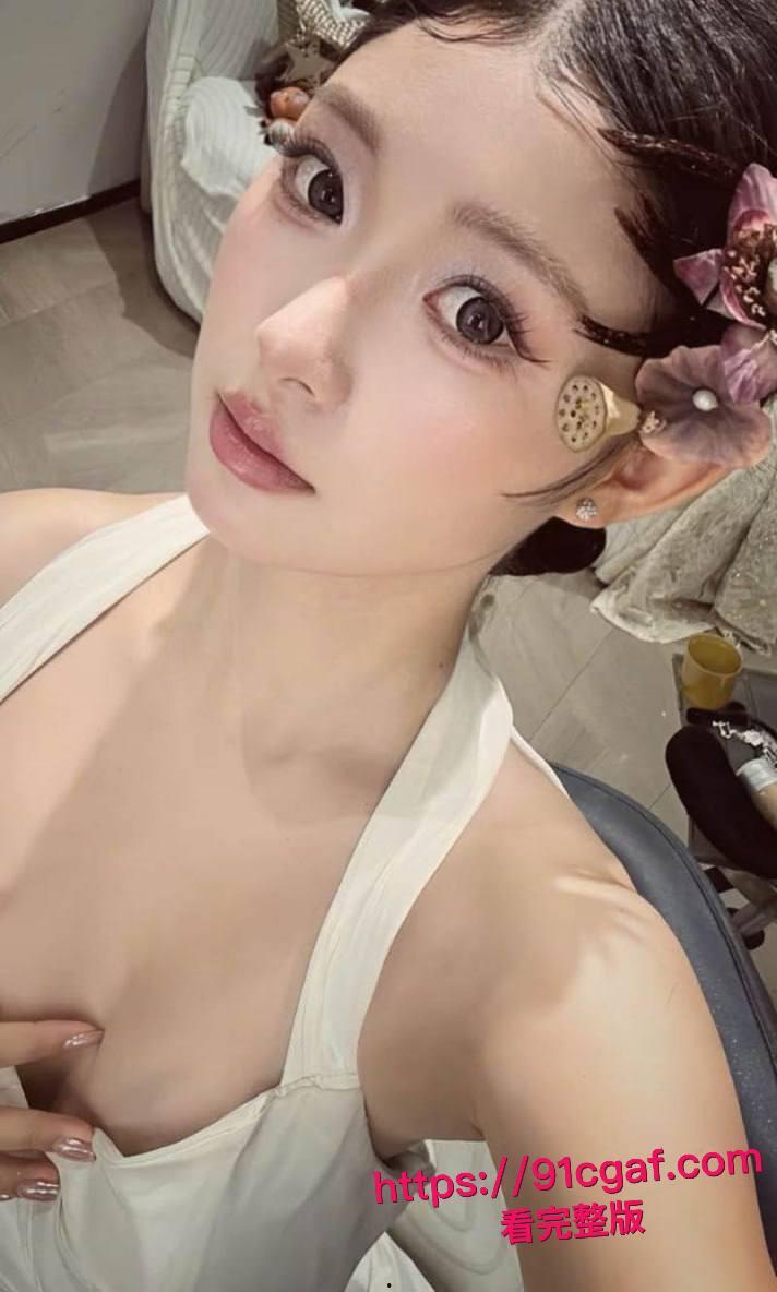 河北承德医学院李鑫伊极品学姐Soul约炮视频流出 豪乳挺翘骚逼粉嫩 女上位骑乘白浆狂喷！