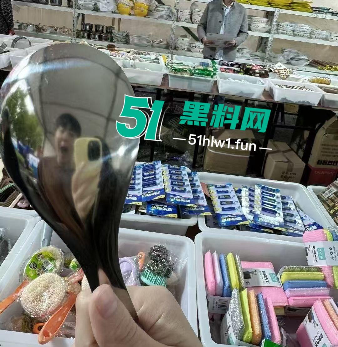 徐州旅游管理学院【杜语涵】出轨曝光，这婊子拿我的钱买情趣装给野男人，iPad翻出打炮视频徐州旅管避雷！