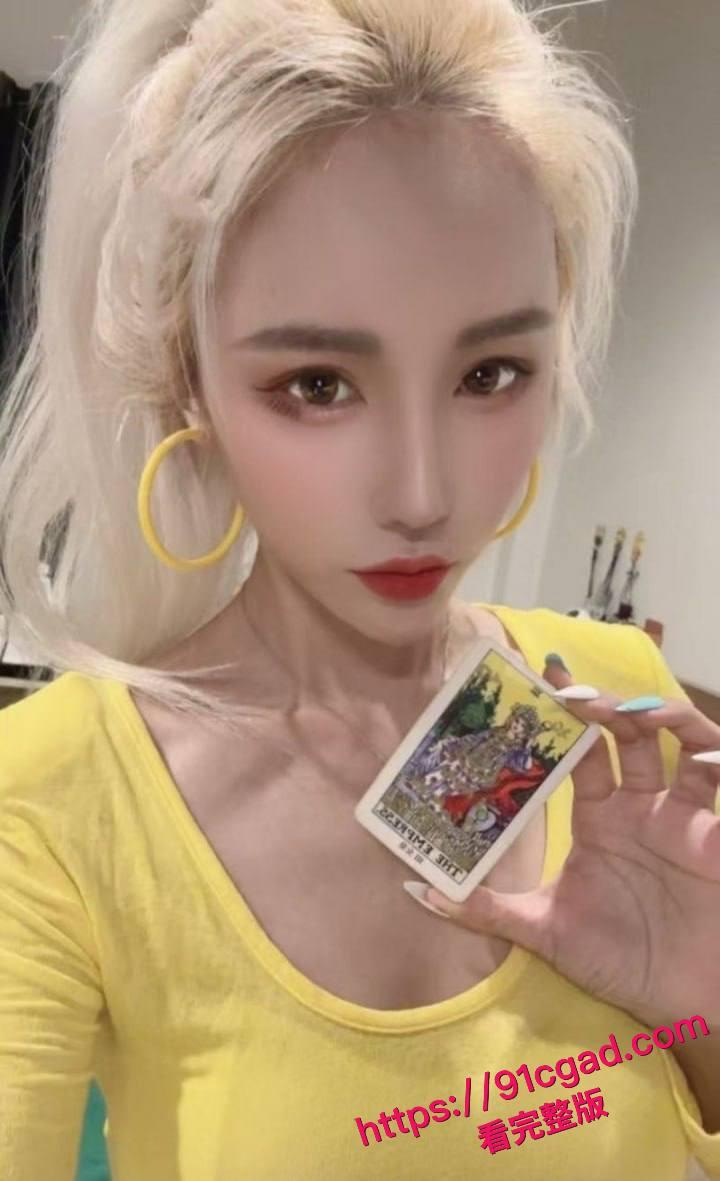 抖音网红主播 梦楠小夜猫 私密1对1视频泄露 化身撩人尤物全裸自慰 诱惑力爆表！