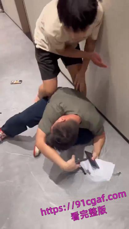 广东花城工商高级技工学校发生了一起打教职工事件 学校出文件封口严禁传播！