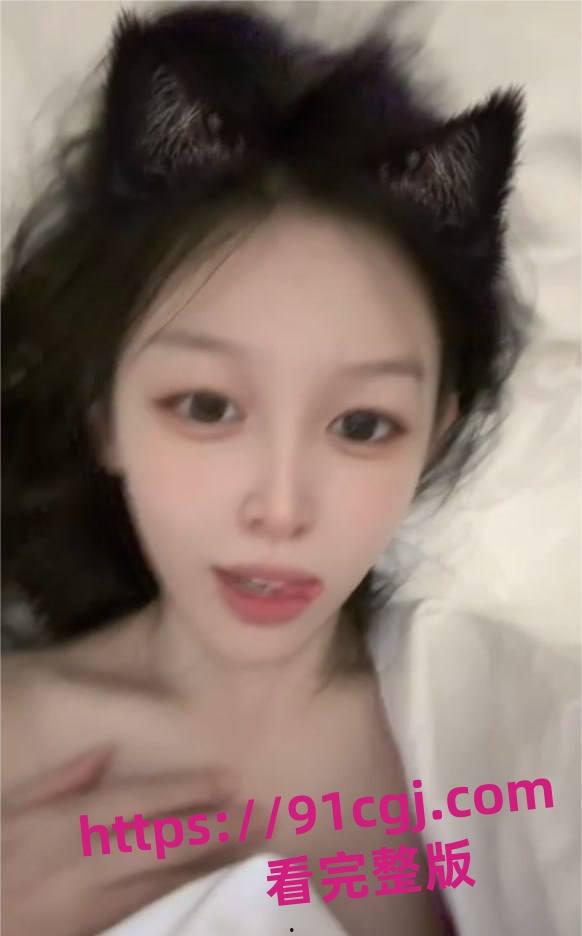 快手失恋土豆何琪出国旅游一圈就成为驴友的肉便器果断分手曝光