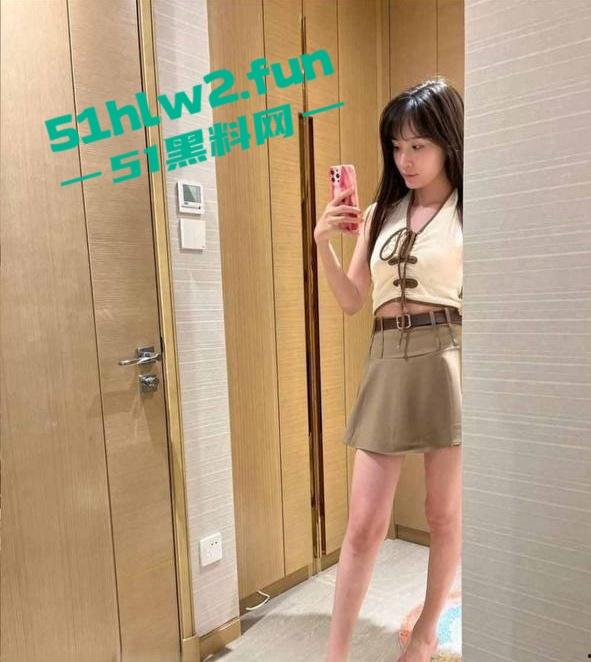 广东美女彩票店主和男友啪啪视频，平常守店孤独寂寞欲望无法发泄和男友做爱骚到不行。