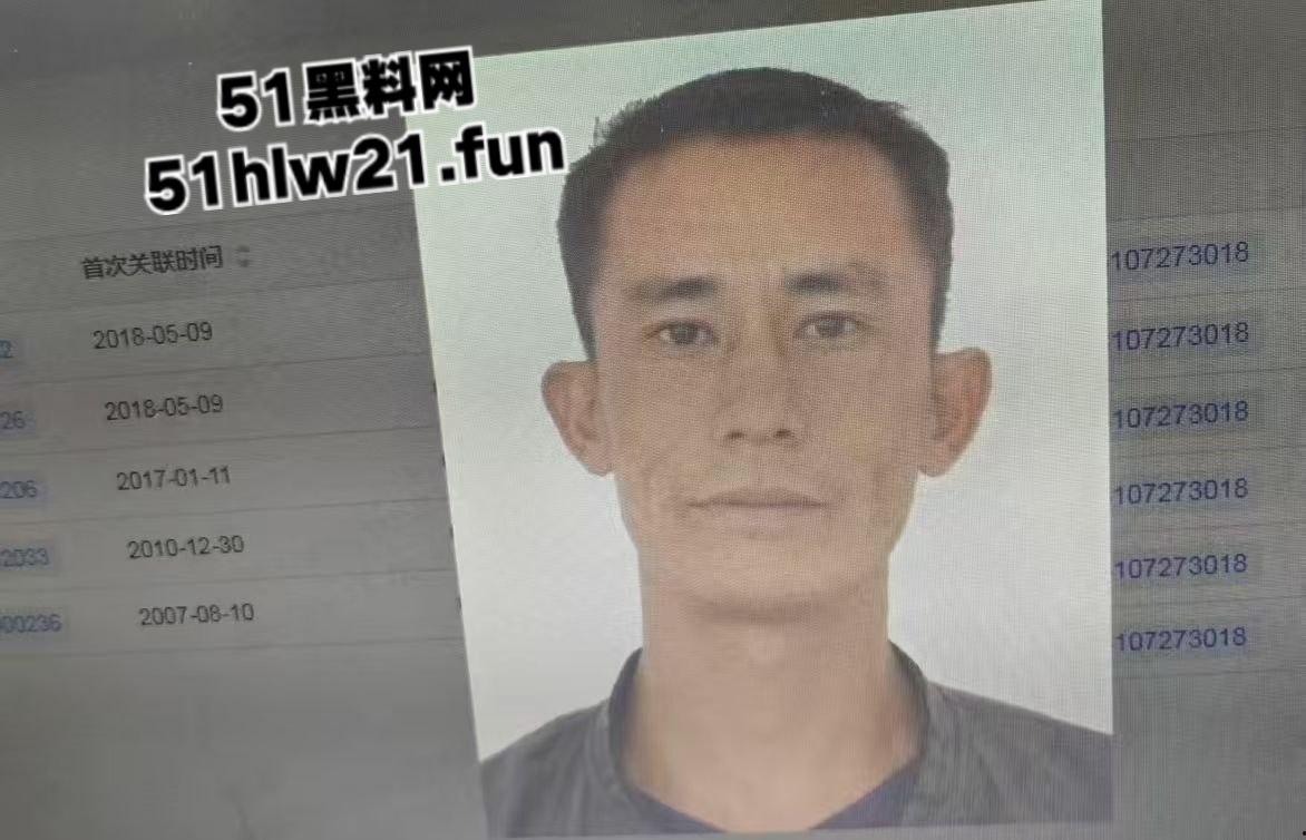 云南保山出租车司机遭乘客劫杀，凶手夺车而逃焚车自杀，嫌犯遗体被村民上山干活时发现。