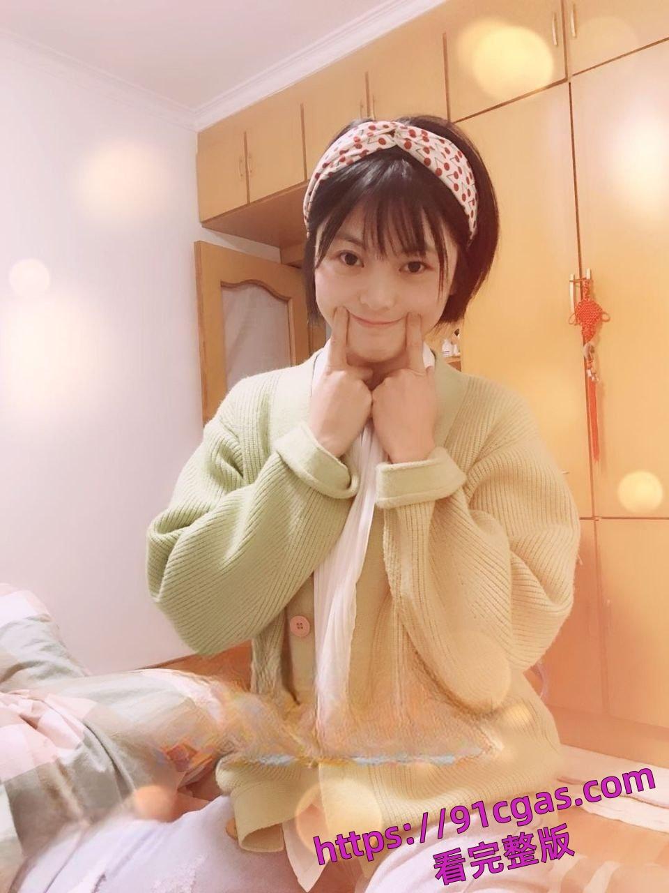 云盘泄密！极品白领OL在爬床的功夫上，是越爬越高了，几任男朋友都是公司的高层