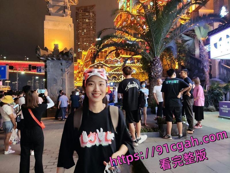 江苏反差教师出轨视频曝光 与国外男友边打电话边做爱 刺激的偷情性爱令骚货高潮迭起不断