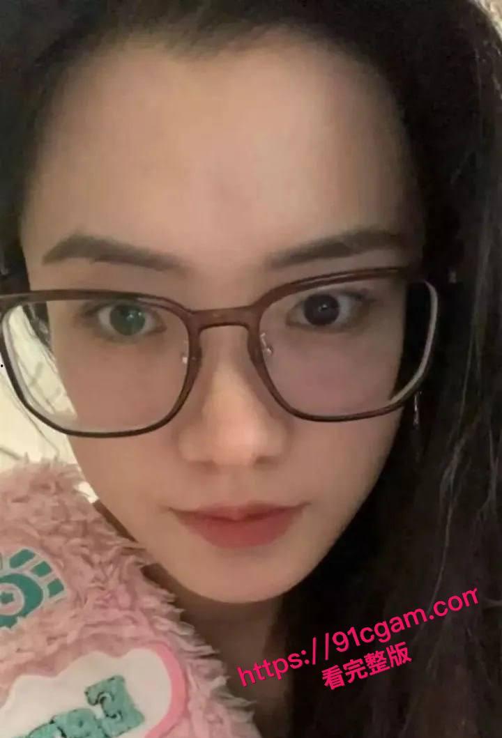 青岛已婚小少妇林昕怡酒店调教视频曝光，金主玩法太猛辣眼睛！