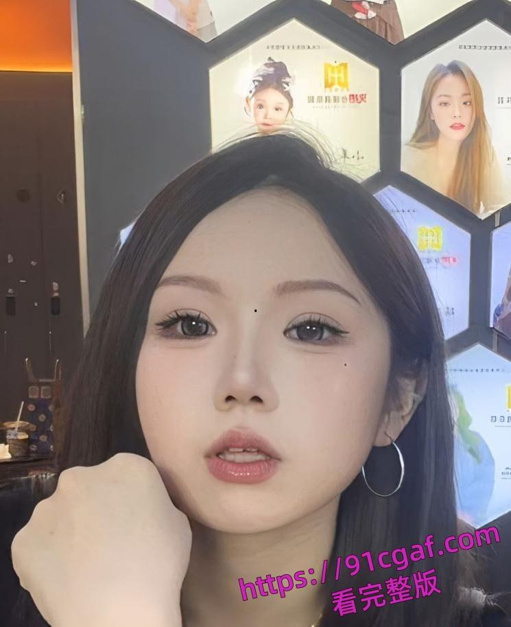 长沙雨花火热台球五江天街店杨巧私密视频泄露,她在包厢被男子大鸡巴狂操!