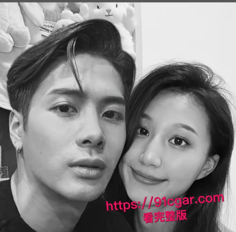 顶流明星 王嘉尔 自曝解决生理需求方式 私生活混乱竟是上海夜店常客 狂欢蹦迪勾搭女粉 床照亲密照全网疯传！-17