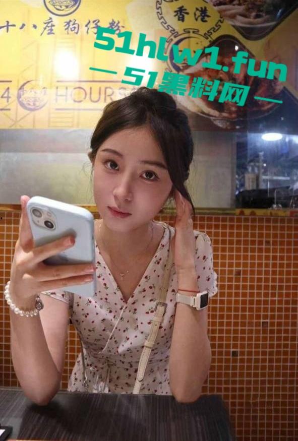 哈尔滨超高颜值气质美少女【宋婷】年度最佳反差婊被曝光男友性爱合集9分34秒完整版-2