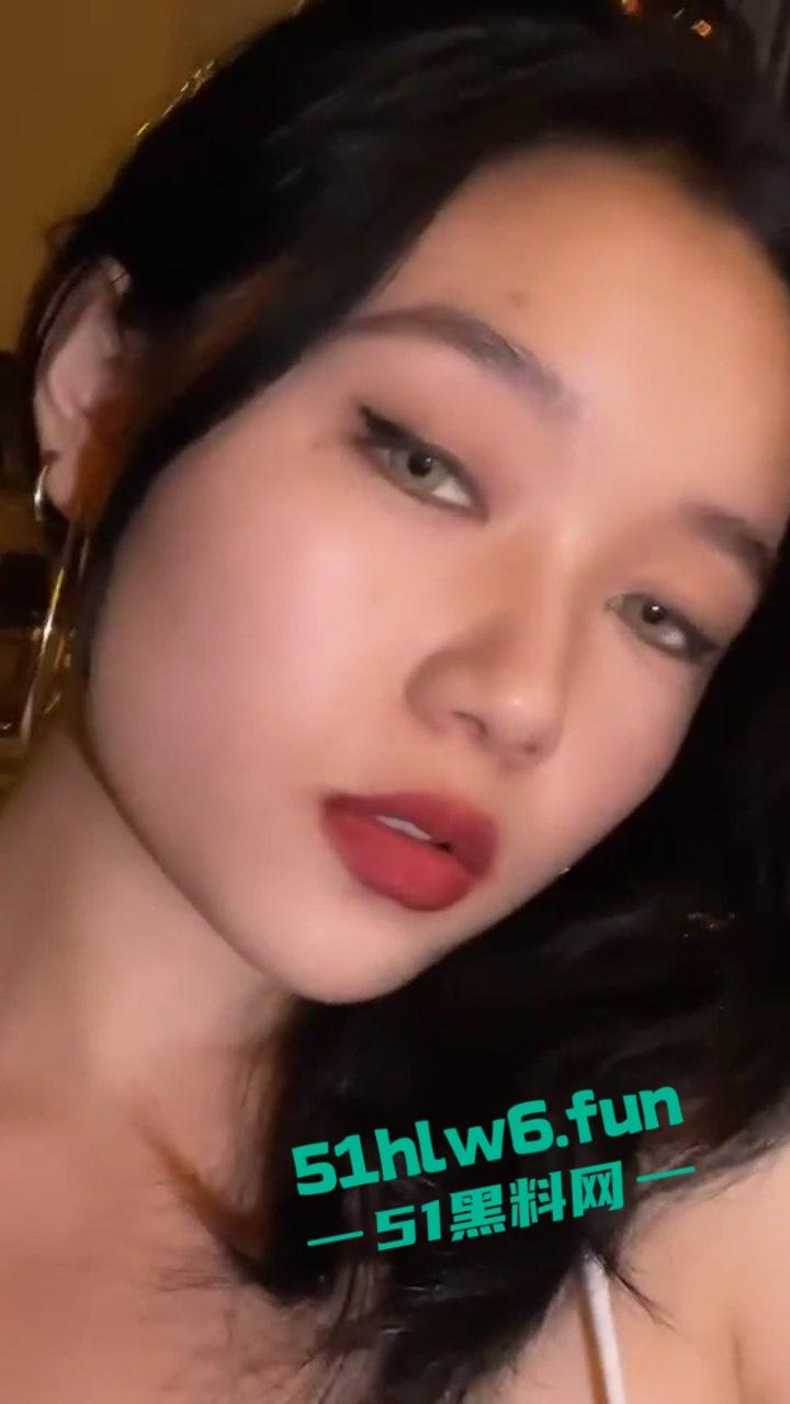 抖音极品网红【丫头】高挑身材长腿尤物，在陕西做台球助教用色相欺骗瓜友，骗钱后直接消失渣女一枚实锤。