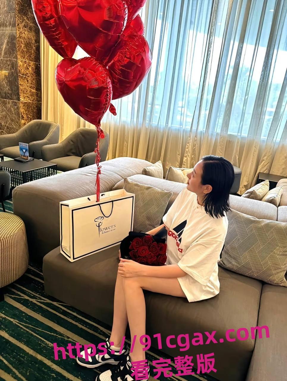 赤峰市媚黑婊与黑人哈尼修成正果,网友:这一屌下去,她家8代都洗不白-6