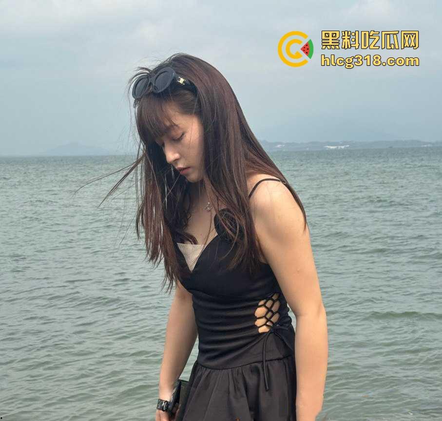 真实投稿!骚逼女友异地出轨成都咖啡店老板,线上聊骚及裸聊各种玩弄,前男友怒爆性爱视频!-4